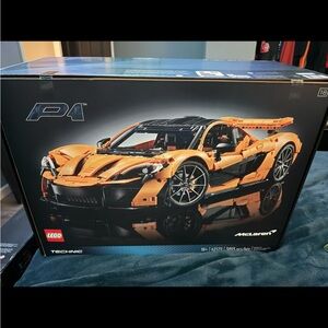 LEGO Technic McLaren P1 Set